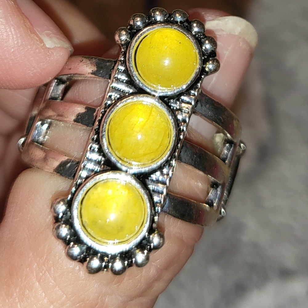 Paparazzi ring NWOT